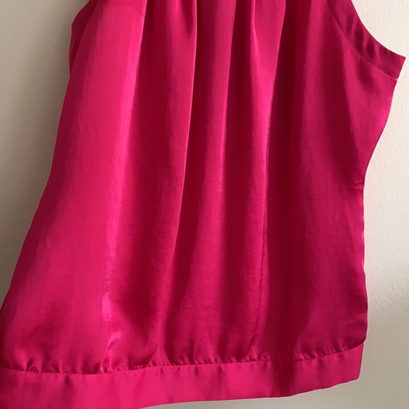 Calvin Klein blouse, fuchsia, size small.....🌷🌷 (1) - Picture 7 of 13